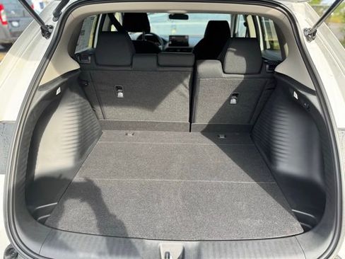 New 2026 Honda HR-V LX image 10