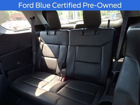 Used 2020 Ford Explorer XLT w/ Equipment Group 202A AWD/4WD image 13