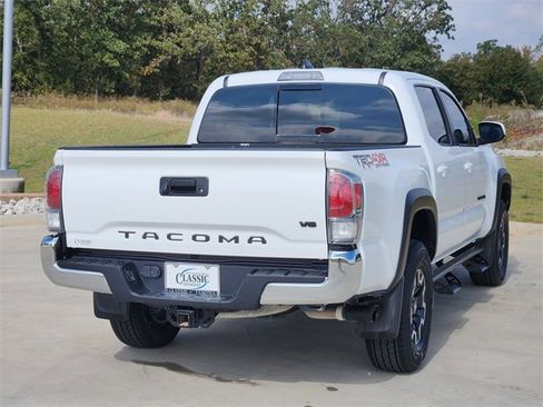 Used 2021 Toyota Tacoma TRD Off-Road image 6