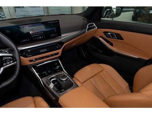 Used 2025 BMW 330i xDrive Sedan w/ Premium Package image 77