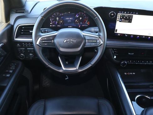 Used 2025 Chevrolet Tahoe Z71 image 9