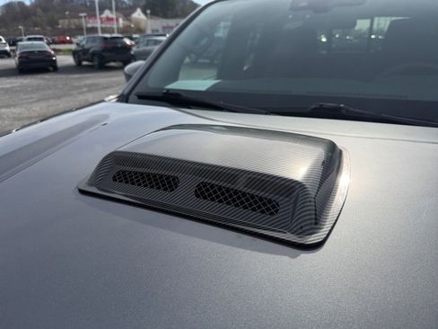 Used 2024 Nissan Frontier PRO-4X w/ Technology Package image 34