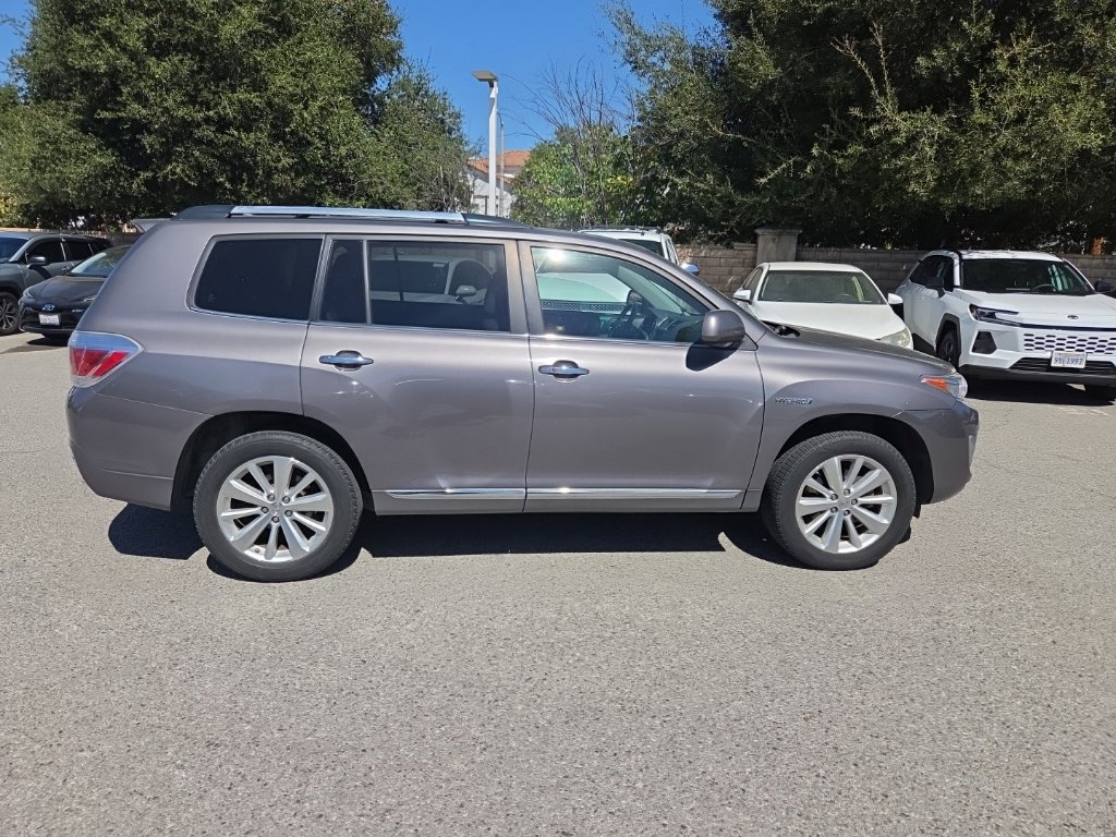 Used 2011 Toyota Highlander Limited AWD/4WD image 6