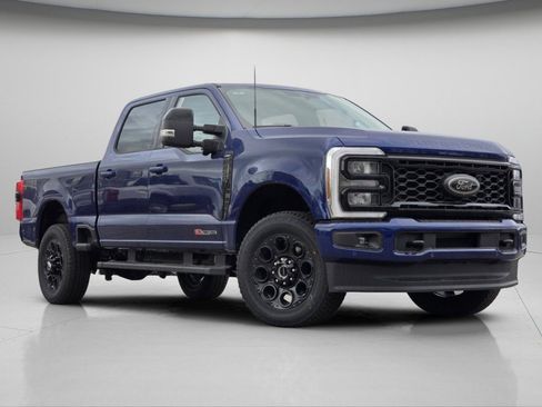 New 2026 Ford F250 Lariat w/ Black Appearance Package image 2