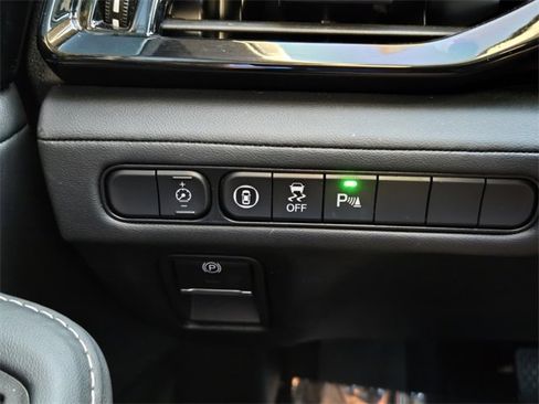 Used 2023 Acura MDX FWD w/ Technology Package image 30