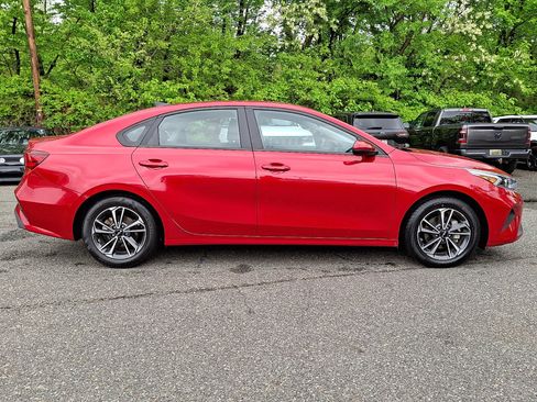 Used 2024 Kia Forte Sedan FWD image 6