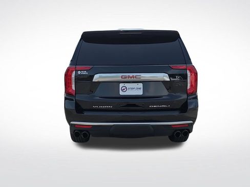 Used 2023 GMC Yukon Denali AWD/4WD image 6