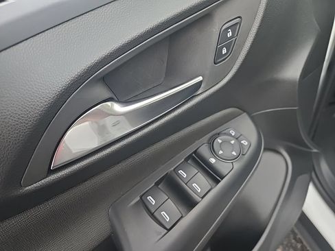 Used 2026 Buick Envista Preferred FWD image 12