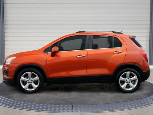 Used 2015 Chevrolet Trax LTZ FWD image 4
