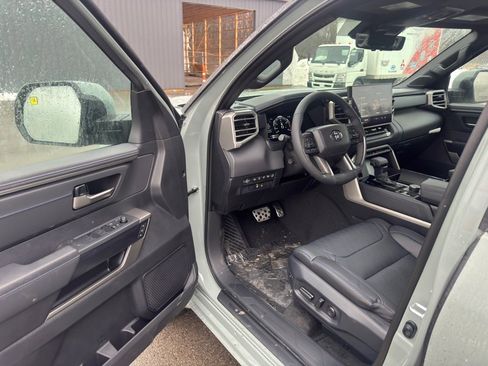 New 2026 Toyota Tundra Platinum image 8