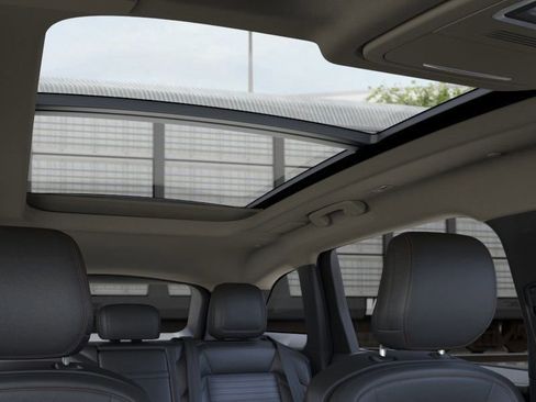 New 2026 Lincoln Nautilus Reserve image 22