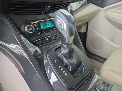 Used 2014 Ford Escape Titanium w/ Equipment Group 401A FWD image 11