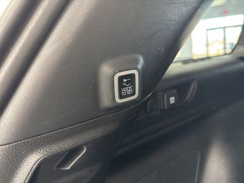 Used 2024 Jeep Grand Cherokee Limited 4xe image 12