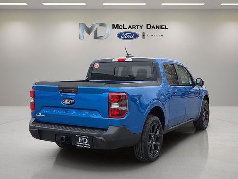 New 2026 Ford Maverick Lariat w/ Black Appearance Package image 5