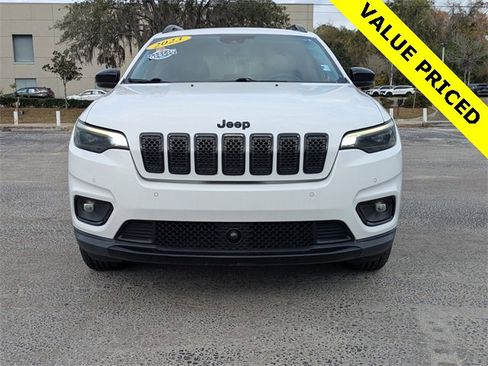 Used 2023 Jeep Cherokee Altitude Lux image 9