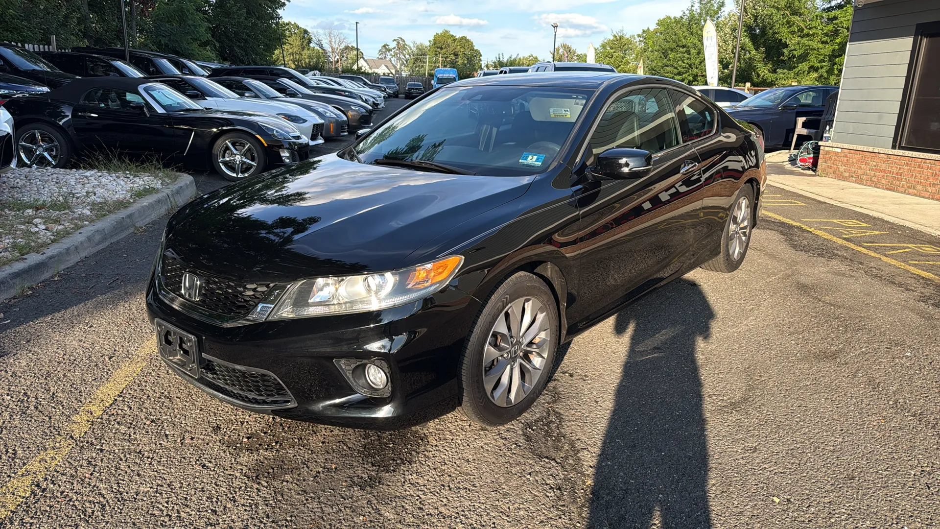 Used 2015 Honda Accord EX-L image 1