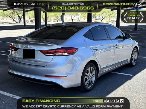 Used 2017 Hyundai Elantra SE FWD image 7