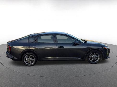 Used 2025 Kia K4 LXS image 16