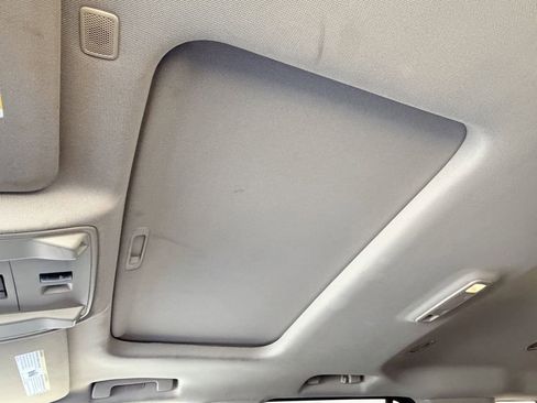 Used 2020 Cadillac Escalade Luxury image 36