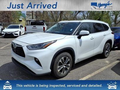 Used 2023 Toyota Highlander Bronze Edition