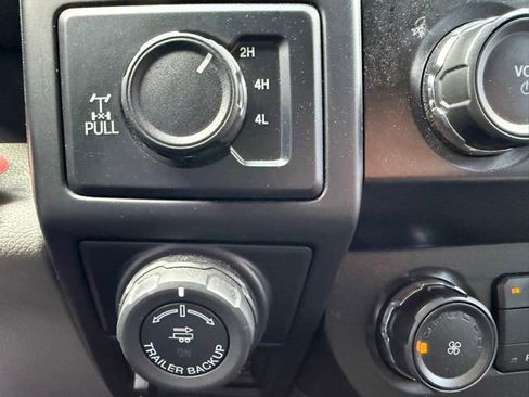 Used 2020 Ford F150 XL w/ Equipment Group 101A Mid AWD/4WD image 14