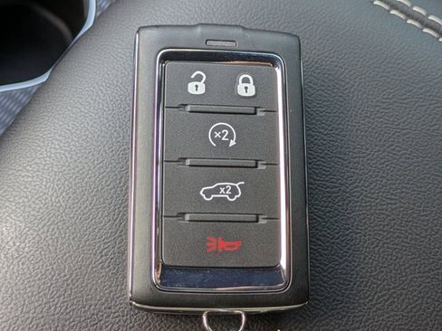 New 2025 Jeep Grand Cherokee Altitude image 26