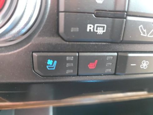 Used 2019 Ford F150 Lariat w/ Equipment Group 502A Luxury image 21