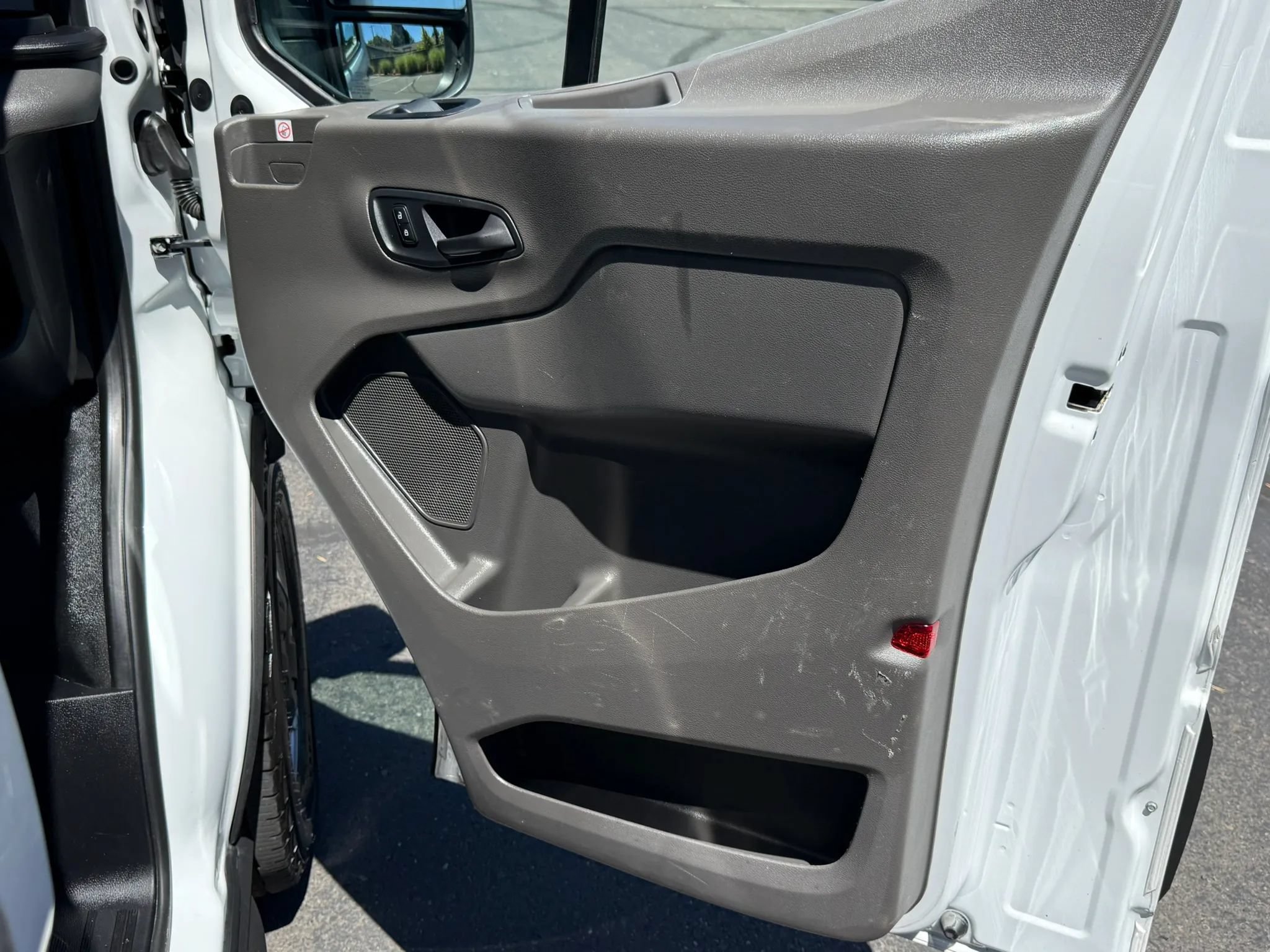 Used 2020 Ford Transit 150 Medium Roof RWD image 22