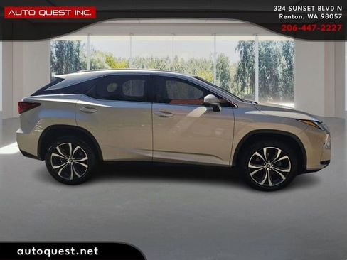 Used 2018 Lexus RX 350 FWD w/ Premium Package image 4