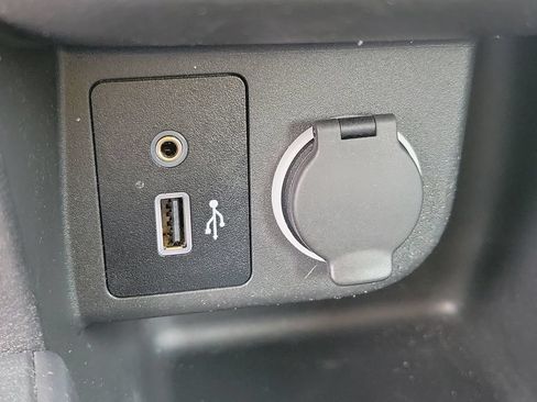 Used 2024 Nissan Kicks S FWD image 30