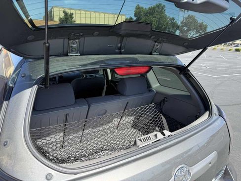 Used 2007 Toyota Matrix XR FWD image 23