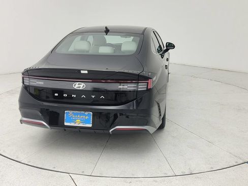 Used 2025 Hyundai Sonata SEL FWD image 6