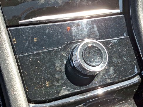 Used 2023 Jeep Grand Cherokee L Laredo AWD/4WD image 4