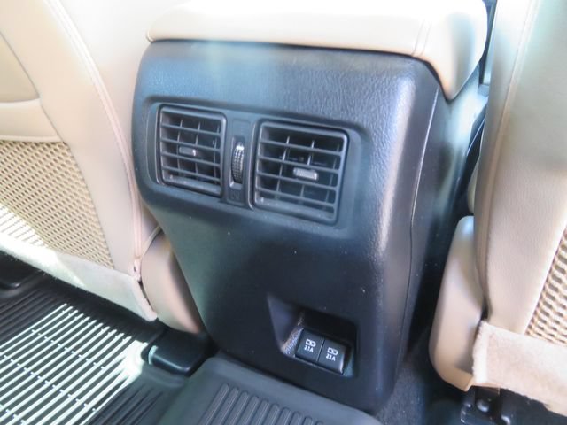 Used 2021 Toyota 4Runner SR5 Premium w/ Moonroof Package AWD/4WD image 17