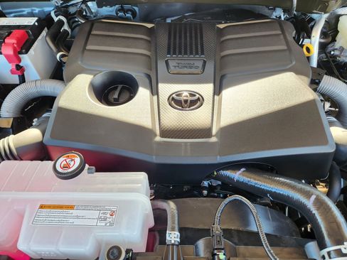 Used 2025 Toyota Tundra SR w/ SR Tow Package image 33