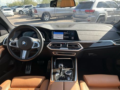 Used 2021 BMW X5 xDrive45e w/ M Sport Package image 17