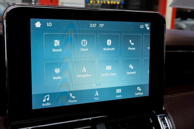 Used 2018 Lincoln Navigator Black Label w/ Cargo Package AWD/4WD image 32