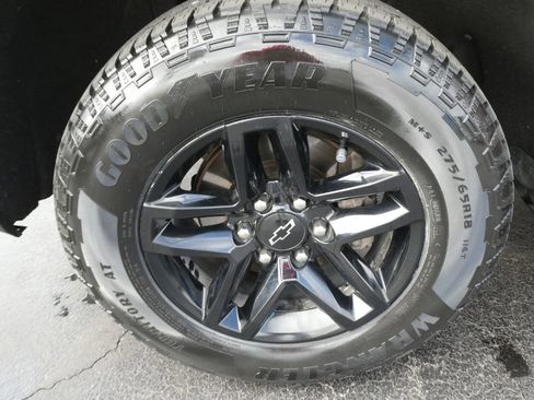 Used 2020 Chevrolet Silverado 1500 LT Trail Boss image 13