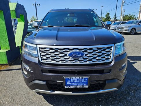 Used 2017 Ford Explorer Platinum AWD/4WD image 7