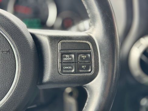 Used 2017 Jeep Wrangler Unlimited Sahara w/ Connectivity Group image 33