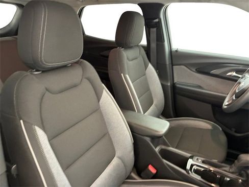 Used 2023 Chevrolet TrailBlazer LT w/ Convenience Package image 14