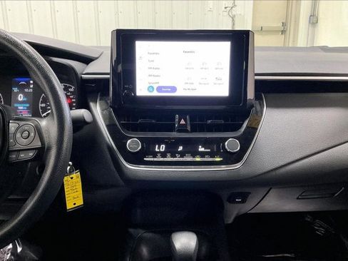 Used 2024 Toyota Corolla LE FWD image 6