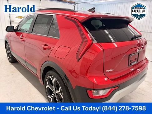 Used 2023 Kia Niro EX Touring FWD image 4