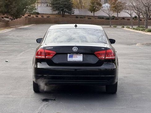 Used 2015 Volkswagen Passat 1.8T Limited Edition image 5