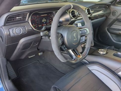 Used 2021 Ford Mustang Shelby GT500 w/ Technology Package image 19