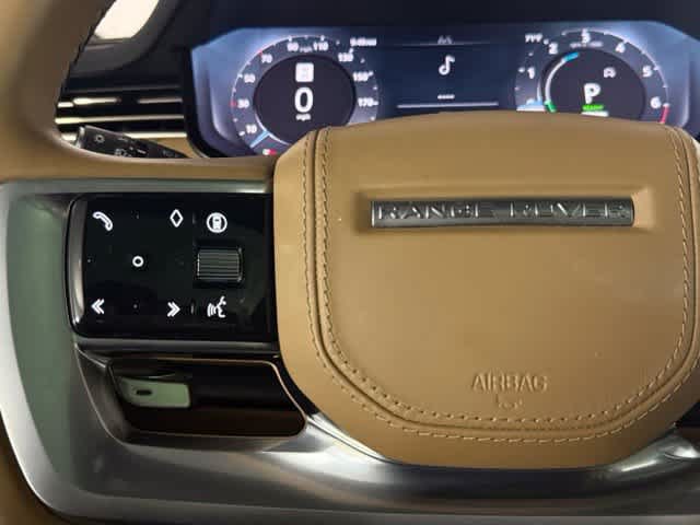 Used 2025 Land Rover Range Rover SE AWD/4WD image 29