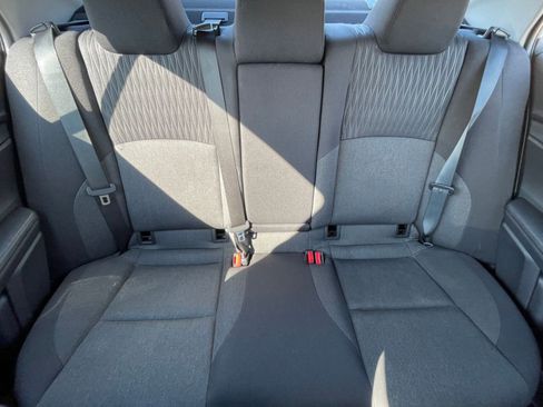 Used 2025 Toyota Camry LE image 38