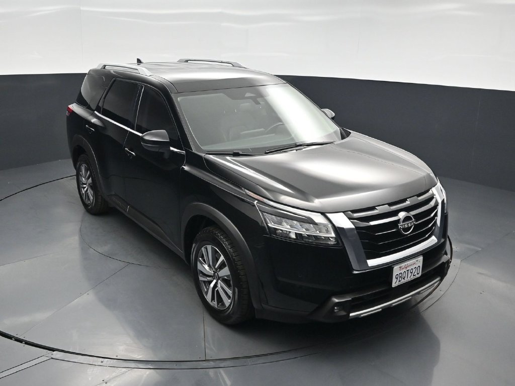 Used 2022 Nissan Pathfinder SL AWD/4WD image 42