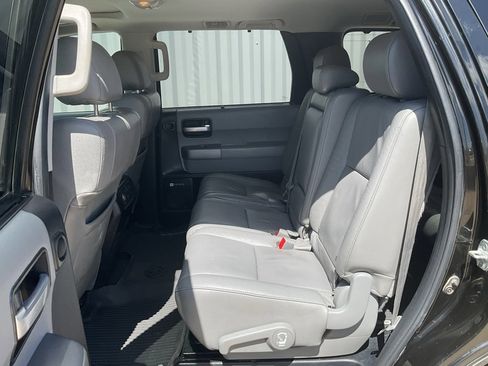 Used 2017 Toyota Sequoia Limited image 20