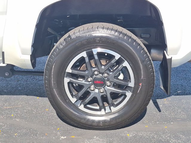 Certified 2024 Toyota Tacoma TRD Sport w/ TRD Sport Upgrade Package AWD/4WD image 8